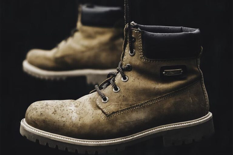 The 8 Key Features of a Good Work Boot