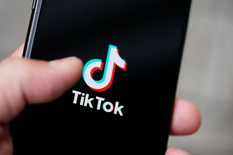 33% of U.S. TikTok users say they regularly get their news on the app, up from 22% in 2020 • TechCrunch